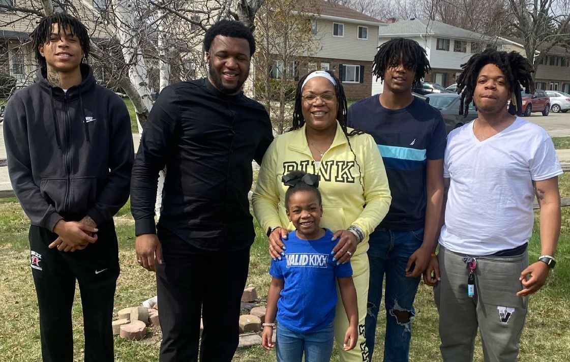 Dontrell Bush and family